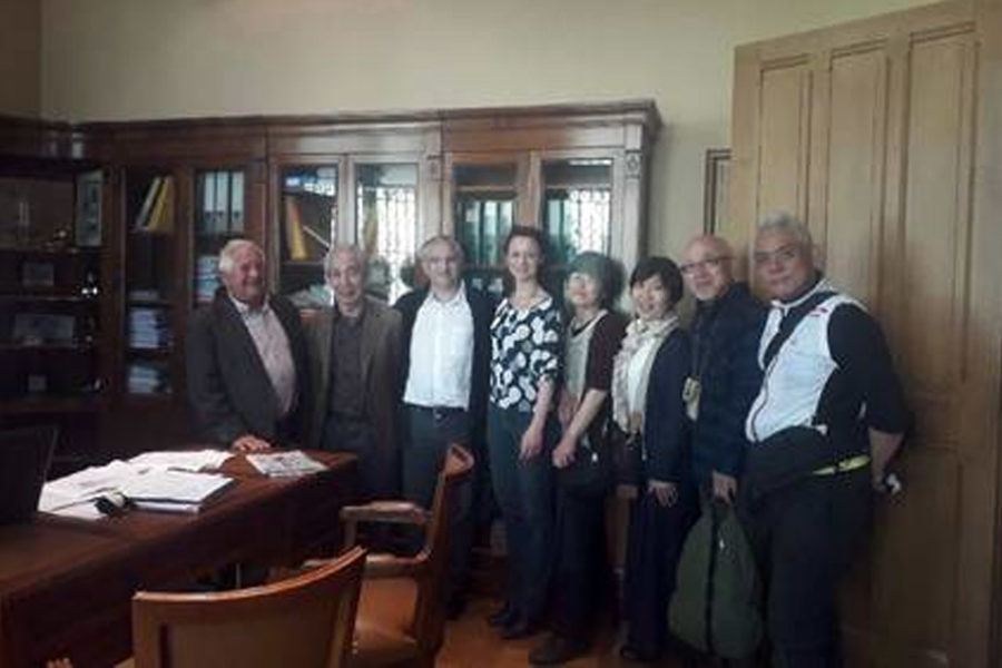 Puiseaux Visite de la troupe Sarahachi-za